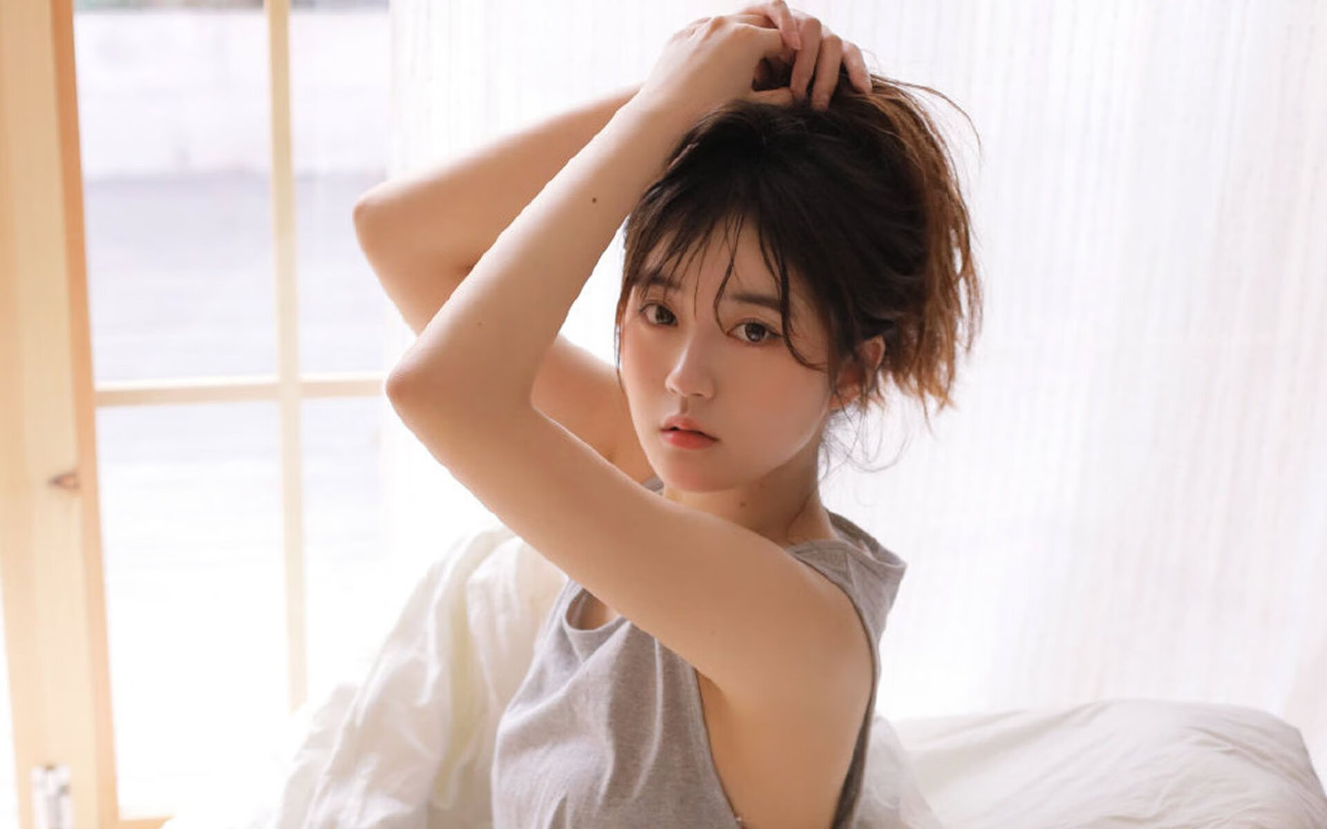 逆境中的坚韧：车手奋勇争胜的叙事，逆境车的图片