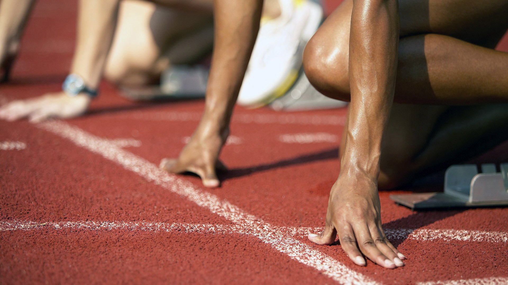 球员的“幕后”生活：日常训练和生活方式揭秘，职业球员的生活